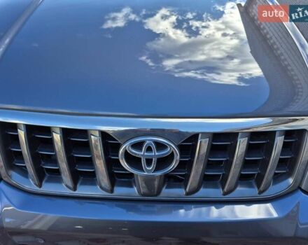 Серый Тойота Ленд Крузер, объемом двигателя 3.96 л и пробегом 139 тыс. км за 19500 $, фото 27 на Automoto.ua