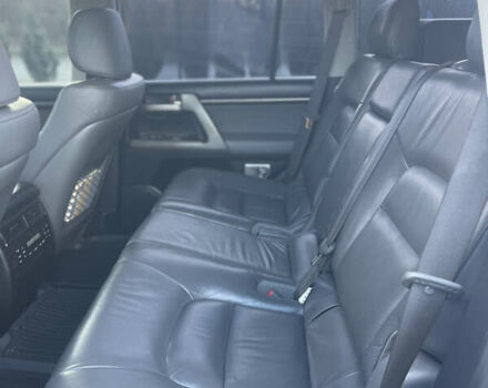 Серый Тойота Ленд Крузер, объемом двигателя 4.46 л и пробегом 104 тыс. км за 36800 $, фото 19 на Automoto.ua