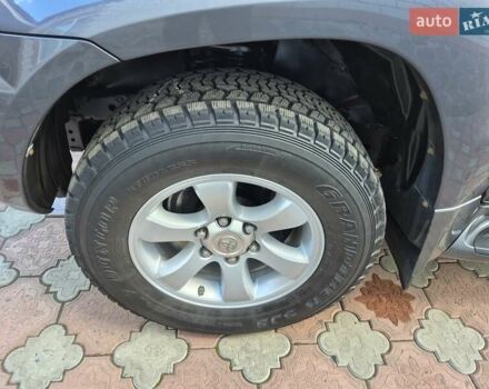 Серый Тойота Ленд Крузер, объемом двигателя 3.96 л и пробегом 139 тыс. км за 19500 $, фото 29 на Automoto.ua