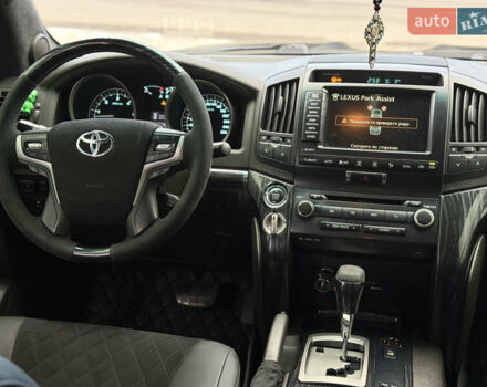 Сірий Тойота Ленд Крузер, об'ємом двигуна 4.5 л та пробігом 295 тис. км за 26900 $, фото 10 на Automoto.ua