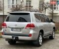 Серый Тойота Ленд Крузер, объемом двигателя 5.7 л и пробегом 220 тыс. км за 26500 $, фото 15 на Automoto.ua