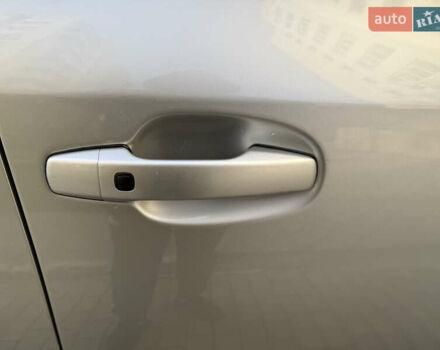 Серый Тойота Ленд Крузер, объемом двигателя 4.7 л и пробегом 305 тыс. км за 25500 $, фото 31 на Automoto.ua