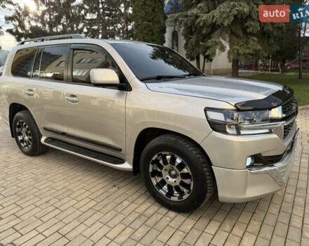 Серый Тойота Ленд Крузер, объемом двигателя 4.7 л и пробегом 305 тыс. км за 25500 $, фото 11 на Automoto.ua