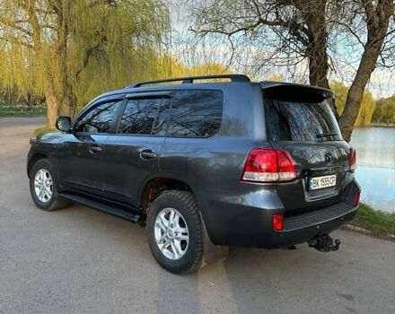 Серый Тойота Ленд Крузер, объемом двигателя 4.5 л и пробегом 510 тыс. км за 24500 $, фото 3 на Automoto.ua