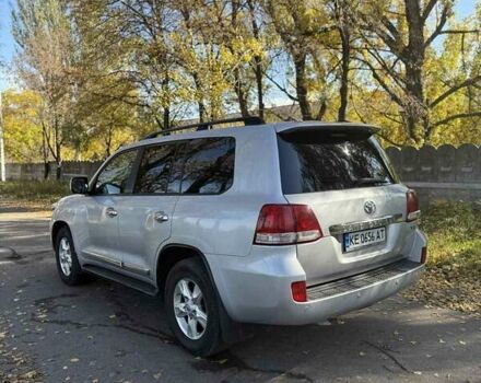 Серый Тойота Ленд Крузер, объемом двигателя 4.5 л и пробегом 195 тыс. км за 25000 $, фото 6 на Automoto.ua