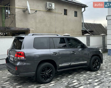 Серый Тойота Ленд Крузер, объемом двигателя 4.5 л и пробегом 285 тыс. км за 25900 $, фото 18 на Automoto.ua