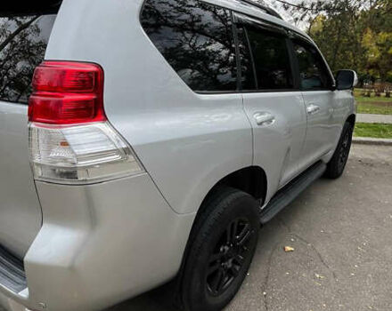 Серый Тойота Ленд Крузер, объемом двигателя 2.98 л и пробегом 203 тыс. км за 23000 $, фото 3 на Automoto.ua