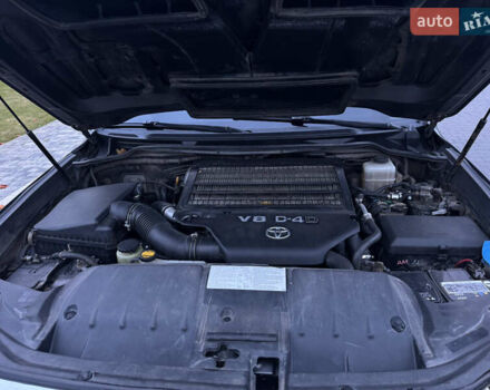 Сірий Тойота Ленд Крузер, об'ємом двигуна 4.5 л та пробігом 280 тис. км за 24900 $, фото 71 на Automoto.ua