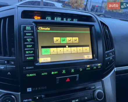 Серый Тойота Ленд Крузер, объемом двигателя 4.5 л и пробегом 275 тыс. км за 26900 $, фото 73 на Automoto.ua