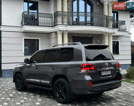 Серый Тойота Ленд Крузер, объемом двигателя 4.5 л и пробегом 285 тыс. км за 25900 $, фото 21 на Automoto.ua