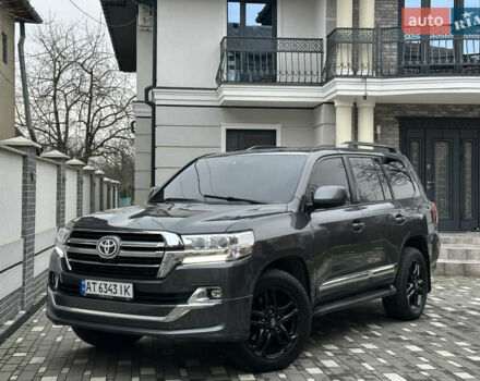 Серый Тойота Ленд Крузер, объемом двигателя 4.5 л и пробегом 285 тыс. км за 25900 $, фото 12 на Automoto.ua