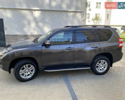 Сірий Тойота Ленд Крузер, об'ємом двигуна 2.98 л та пробігом 225 тис. км за 22700 $, фото 1 на Automoto.ua