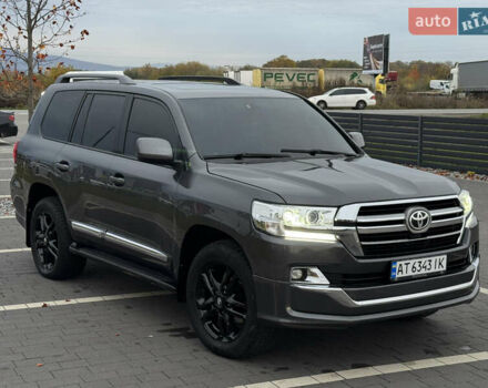 Сірий Тойота Ленд Крузер, об'ємом двигуна 4.5 л та пробігом 280 тис. км за 24900 $, фото 11 на Automoto.ua
