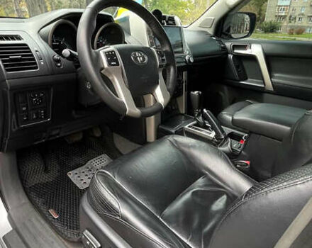 Серый Тойота Ленд Крузер, объемом двигателя 2.98 л и пробегом 203 тыс. км за 23000 $, фото 9 на Automoto.ua