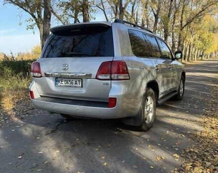 Серый Тойота Ленд Крузер, объемом двигателя 4.5 л и пробегом 195 тыс. км за 25000 $, фото 8 на Automoto.ua