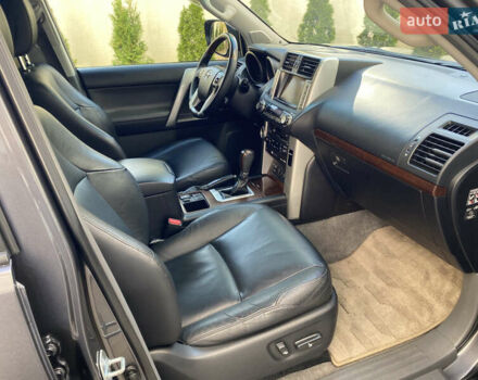 Сірий Тойота Ленд Крузер, об'ємом двигуна 2.98 л та пробігом 225 тис. км за 22700 $, фото 8 на Automoto.ua