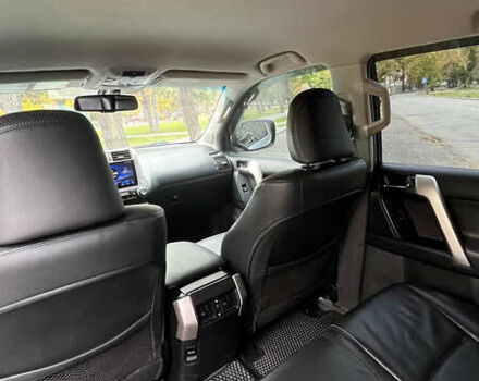 Серый Тойота Ленд Крузер, объемом двигателя 2.98 л и пробегом 203 тыс. км за 23000 $, фото 10 на Automoto.ua