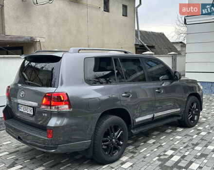 Серый Тойота Ленд Крузер, объемом двигателя 4.5 л и пробегом 285 тыс. км за 25900 $, фото 19 на Automoto.ua