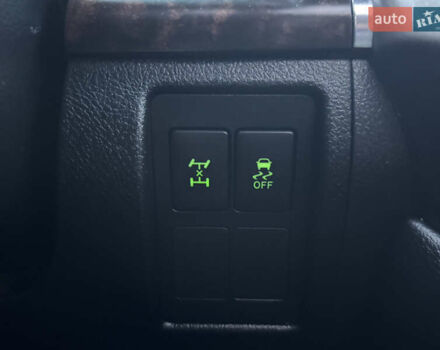 Серый Тойота Ленд Крузер, объемом двигателя 4.5 л и пробегом 275 тыс. км за 26900 $, фото 61 на Automoto.ua