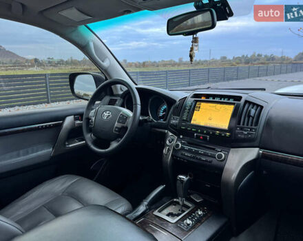 Сірий Тойота Ленд Крузер, об'ємом двигуна 4.5 л та пробігом 280 тис. км за 24900 $, фото 43 на Automoto.ua