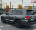 Серый Тойота Ленд Крузер, объемом двигателя 4.5 л и пробегом 275 тыс. км за 26900 $, фото 17 на Automoto.ua