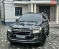 Серый Тойота Ленд Крузер, объемом двигателя 4.5 л и пробегом 285 тыс. км за 25900 $, фото 9 на Automoto.ua