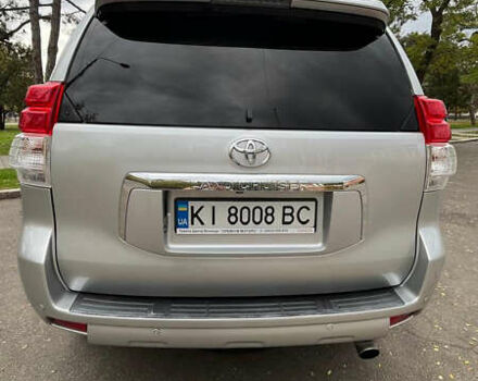 Серый Тойота Ленд Крузер, объемом двигателя 2.98 л и пробегом 203 тыс. км за 23000 $, фото 2 на Automoto.ua