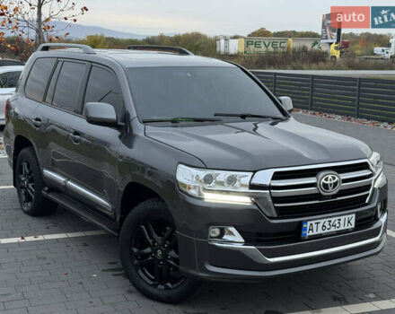 Сірий Тойота Ленд Крузер, об'ємом двигуна 4.5 л та пробігом 280 тис. км за 24900 $, фото 6 на Automoto.ua