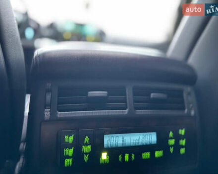 Серый Тойота Ленд Крузер, объемом двигателя 4.5 л и пробегом 280 тыс. км за 32500 $, фото 54 на Automoto.ua