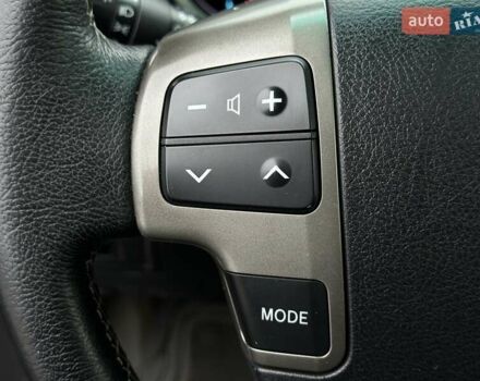 Серый Тойота Ленд Крузер, объемом двигателя 4.5 л и пробегом 139 тыс. км за 39000 $, фото 39 на Automoto.ua