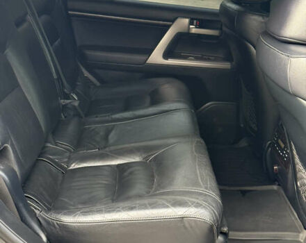 Сірий Тойота Ленд Крузер, об'ємом двигуна 0 л та пробігом 280 тис. км за 22900 $, фото 7 на Automoto.ua
