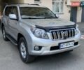 Сірий Тойота Ленд Крузер, об'ємом двигуна 4 л та пробігом 271 тис. км за 22800 $, фото 2 на Automoto.ua