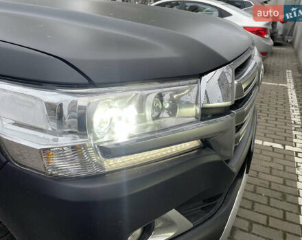 Серый Тойота Ленд Крузер, объемом двигателя 4.46 л и пробегом 105 тыс. км за 58000 $, фото 15 на Automoto.ua