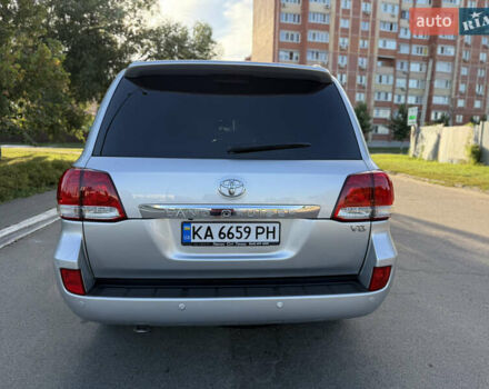 Сірий Тойота Ленд Крузер, об'ємом двигуна 4.5 л та пробігом 280 тис. км за 32000 $, фото 5 на Automoto.ua
