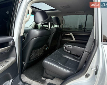 Серый Тойота Ленд Крузер, объемом двигателя 4.5 л и пробегом 280 тыс. км за 32500 $, фото 53 на Automoto.ua