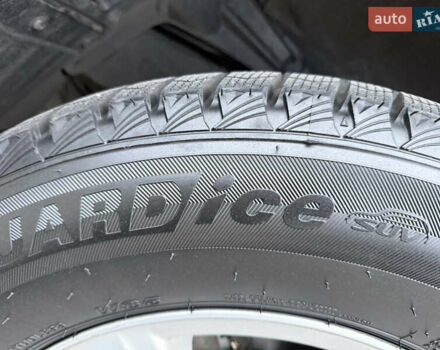 Серый Тойота Ленд Крузер, объемом двигателя 4.5 л и пробегом 280 тыс. км за 32500 $, фото 68 на Automoto.ua