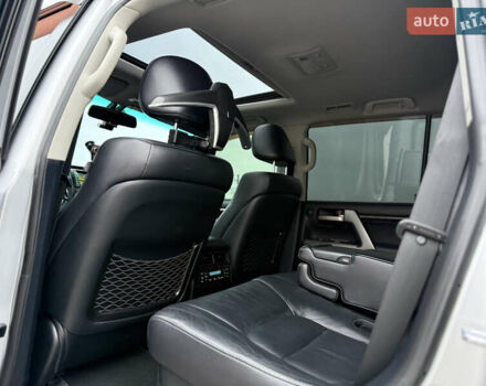 Серый Тойота Ленд Крузер, объемом двигателя 4.5 л и пробегом 280 тыс. км за 32500 $, фото 55 на Automoto.ua