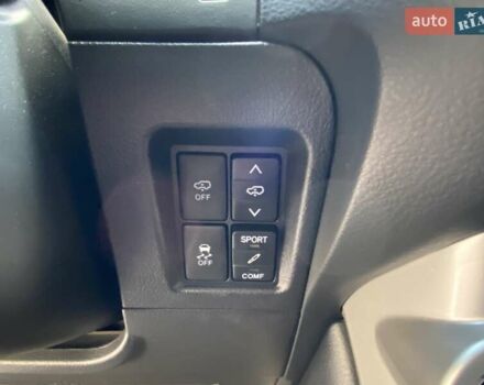 Сірий Тойота Ленд Крузер, об'ємом двигуна 4 л та пробігом 271 тис. км за 22800 $, фото 31 на Automoto.ua