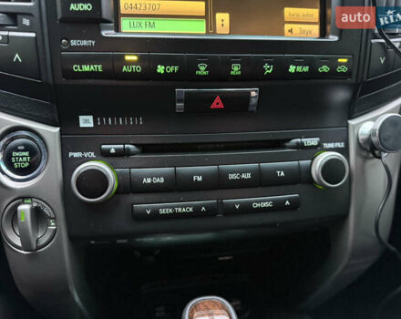 Серый Тойота Ленд Крузер, объемом двигателя 4.5 л и пробегом 280 тыс. км за 32500 $, фото 32 на Automoto.ua