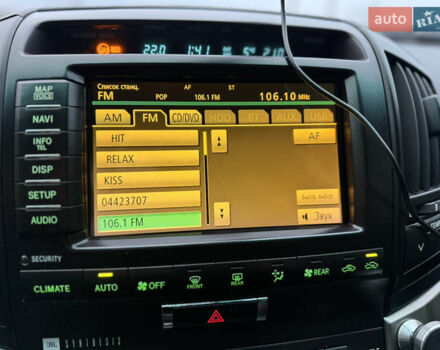 Серый Тойота Ленд Крузер, объемом двигателя 4.5 л и пробегом 280 тыс. км за 32500 $, фото 31 на Automoto.ua