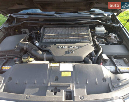 Серый Тойота Ленд Крузер, объемом двигателя 4.5 л и пробегом 282 тыс. км за 28500 $, фото 7 на Automoto.ua