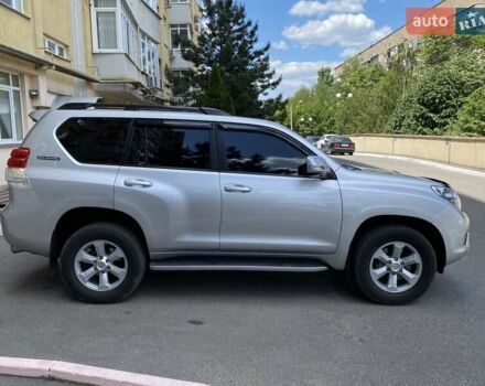 Сірий Тойота Ленд Крузер, об'ємом двигуна 4 л та пробігом 271 тис. км за 22800 $, фото 5 на Automoto.ua