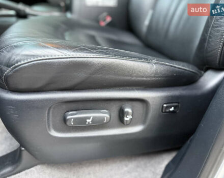 Серый Тойота Ленд Крузер, объемом двигателя 4.5 л и пробегом 280 тыс. км за 32500 $, фото 26 на Automoto.ua