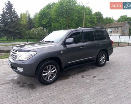 Серый Тойота Ленд Крузер, объемом двигателя 4.5 л и пробегом 282 тыс. км за 28500 $, фото 1 на Automoto.ua