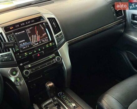 Сірий Тойота Ленд Крузер, об'ємом двигуна 4.5 л та пробігом 235 тис. км за 28990 $, фото 27 на Automoto.ua