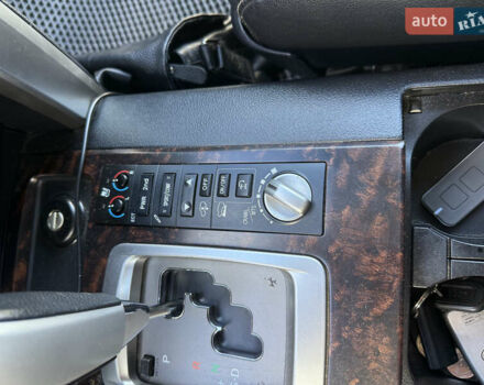 Серый Тойота Ленд Крузер, объемом двигателя 4.6 л и пробегом 222 тыс. км за 31000 $, фото 34 на Automoto.ua