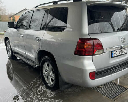 Серый Тойота Ленд Крузер, объемом двигателя 4.5 л и пробегом 290 тыс. км за 30500 $, фото 2 на Automoto.ua