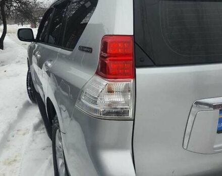 Серый Тойота Ленд Крузер, объемом двигателя 2.7 л и пробегом 179 тыс. км за 21200 $, фото 10 на Automoto.ua