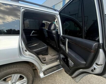 Сірий Тойота Ленд Крузер, об'ємом двигуна 4.5 л та пробігом 198 тис. км за 28000 $, фото 11 на Automoto.ua