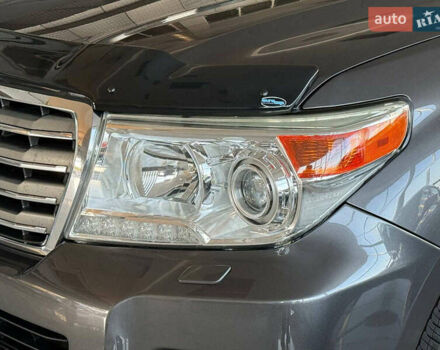 Сірий Тойота Ленд Крузер, об'ємом двигуна 4.5 л та пробігом 235 тис. км за 28990 $, фото 12 на Automoto.ua